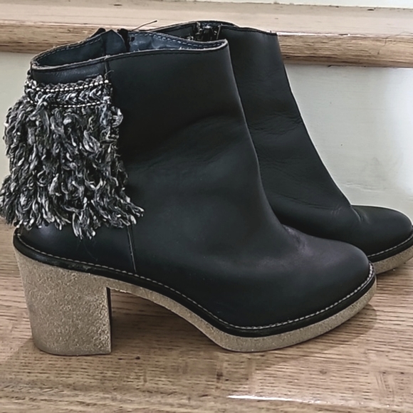 Miista leather boots with cool wool detail - Picture 1 of 4